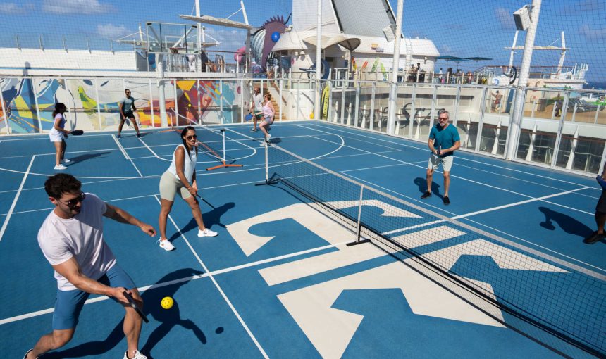 🎾 SIAP UNTUK LIBURAN SAMBIL SERU-SERUAN MAIN PICKLEBALL?